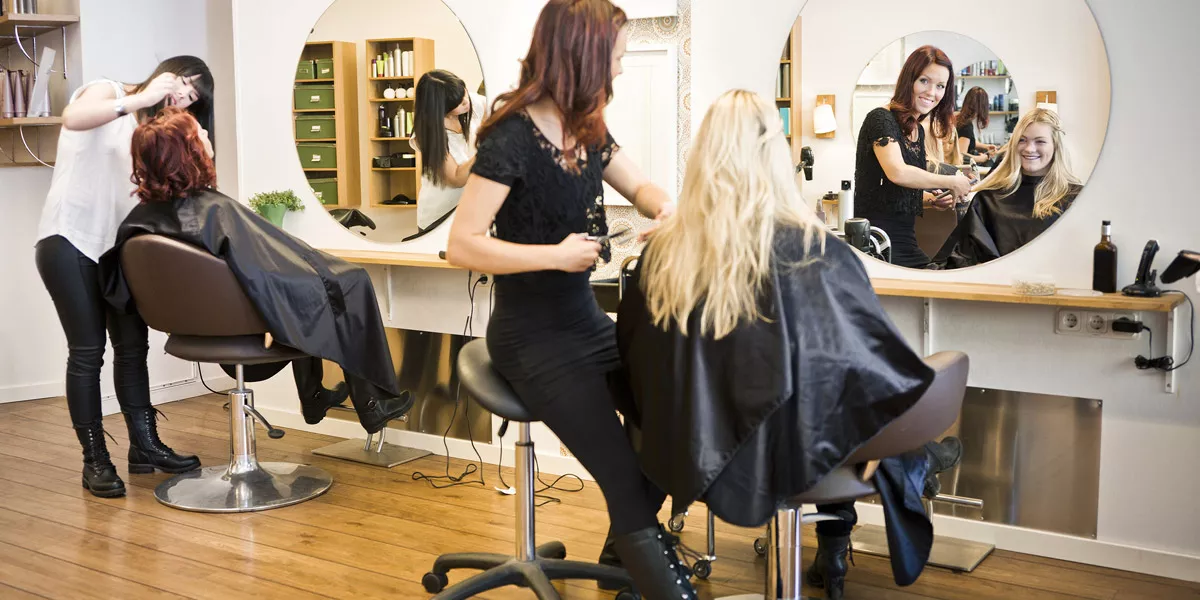 beauty salon johar town