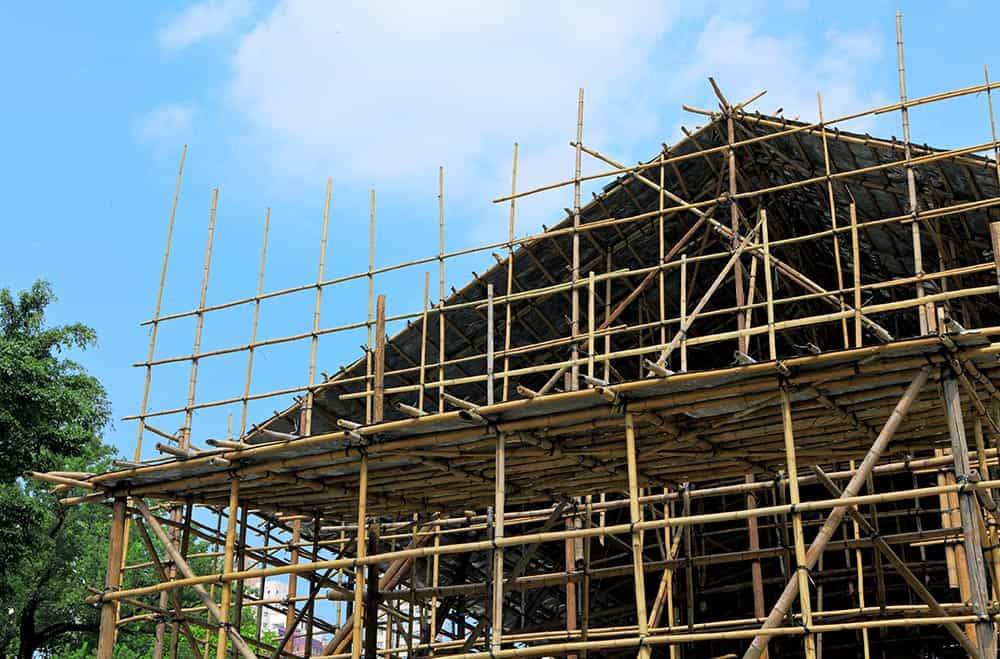 Cantilever scaffolding services