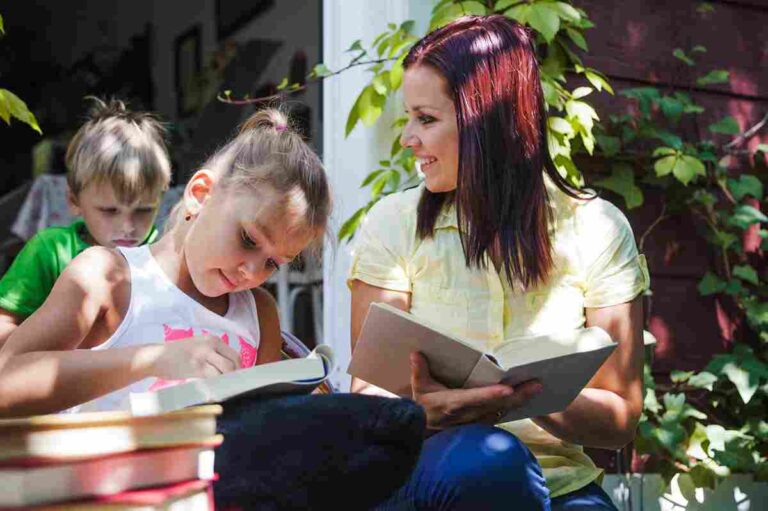Kids with 11 plus tutor enjoying 11 plus summer tutoring