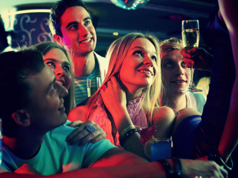 Walking Tour of Downtown San Antonio’s Nightlife Scene