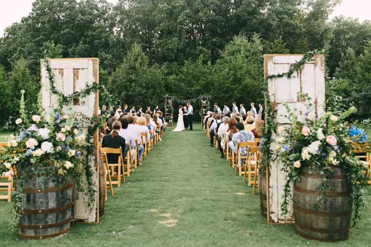 Ideas for a Vineyard Wedding