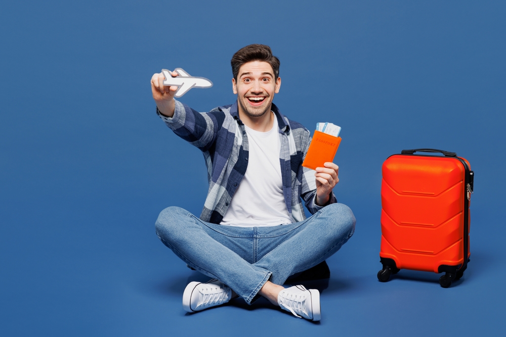 Can you take a handbag as well as hand luggage on Emirates