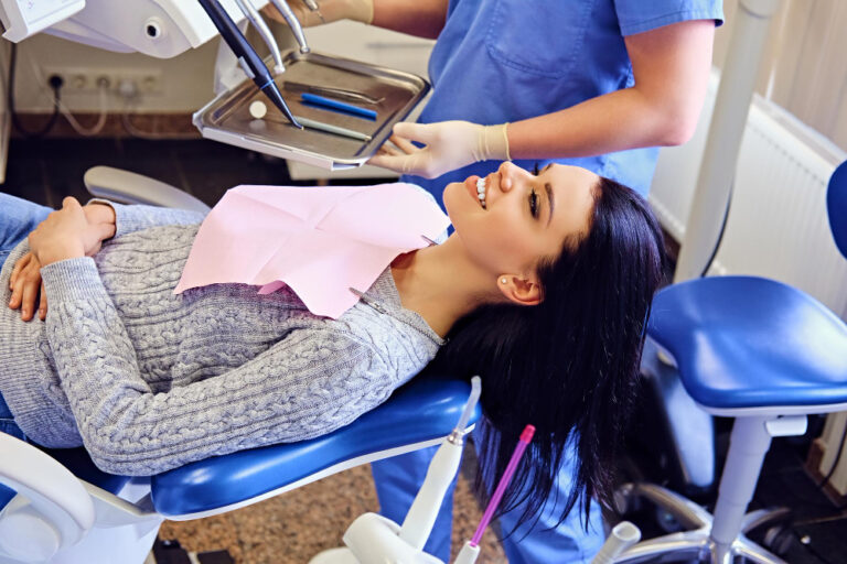 emergency dentist in norwood