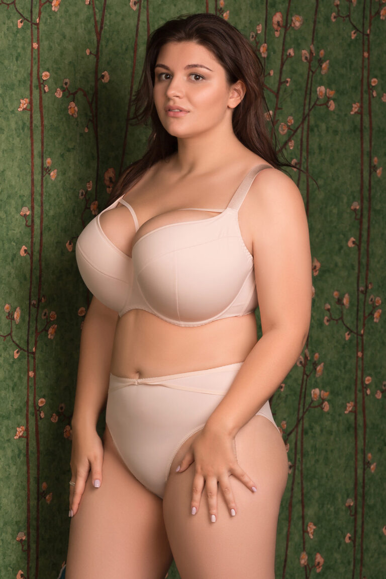 Call Girls in Thane