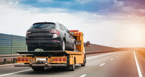 long-distance towing companies in Livonia