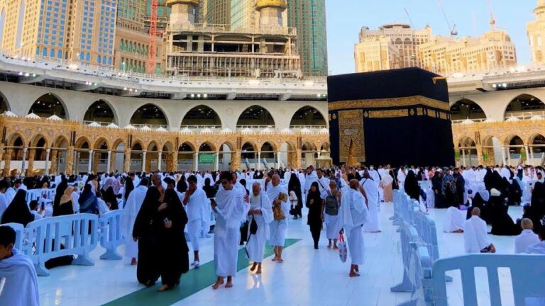 Book the Best Umrah Package from the UK: A Comprehensive Guide to the Best Umrah Packages