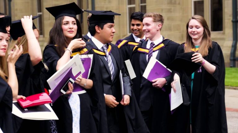 Latest Scholarships for 2025: Opportunities You Shouldn’t Miss