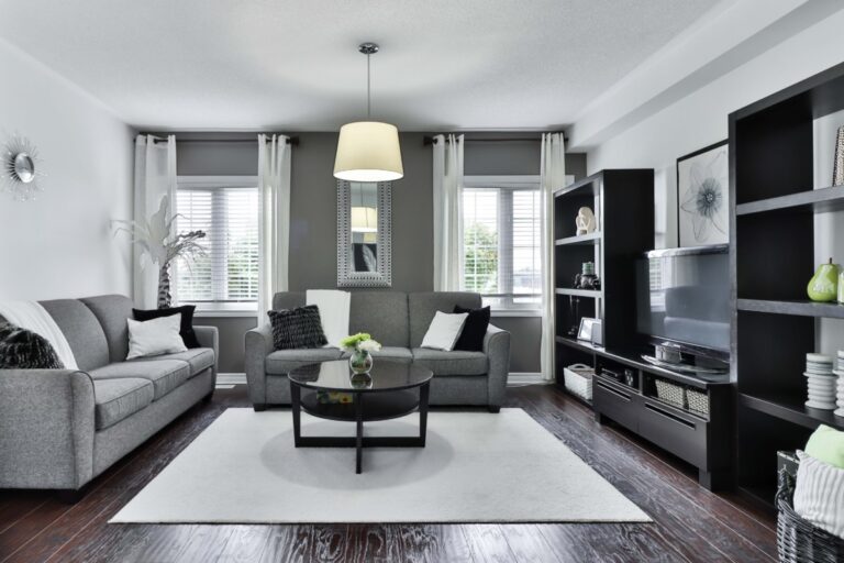 10 Must-Know Tips for Remodeling Living Room Interiors