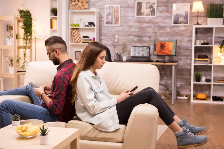 Through facilitated sessions, marriage therapy assists couples in strengthening their relationship, resolving issues, and improving communication.
