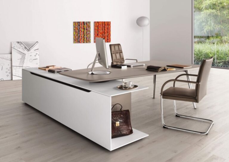 Choosing the Perfect Office Table for Your Workspace