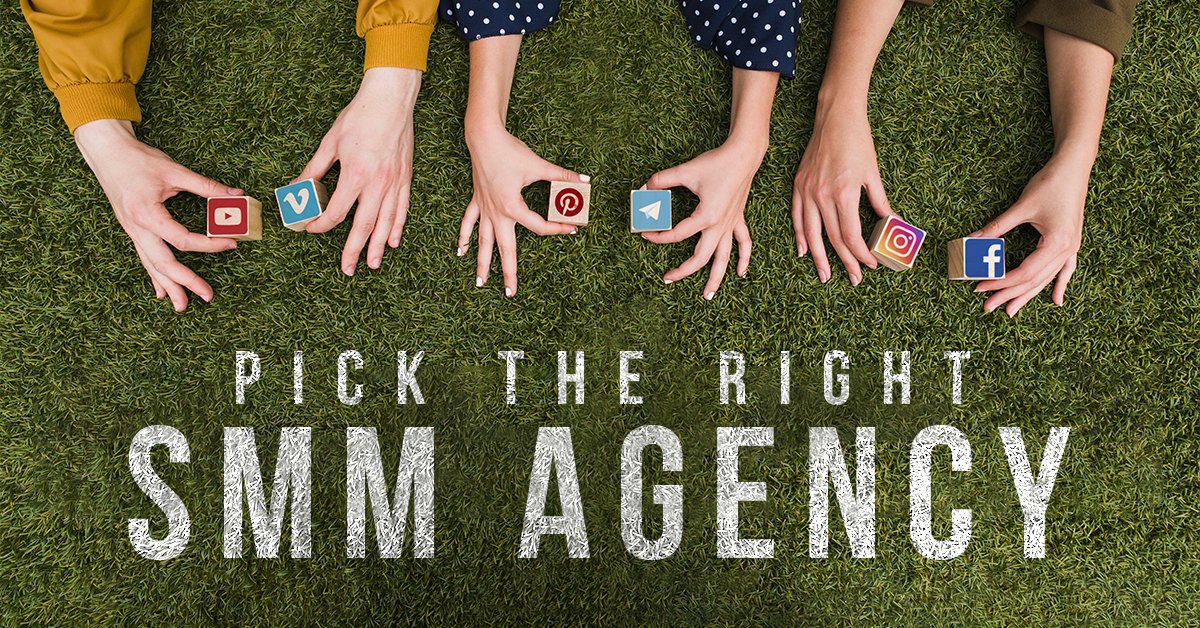 Choose the right Social Media Agency witten on Grass