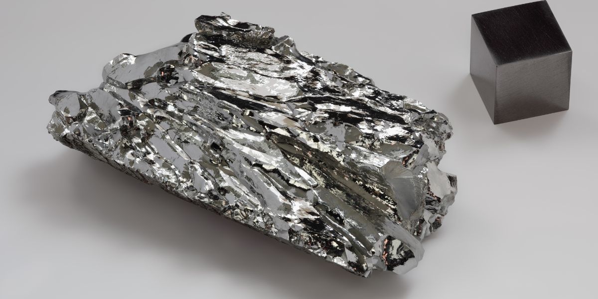 Molybdenum (IV) Sulfide