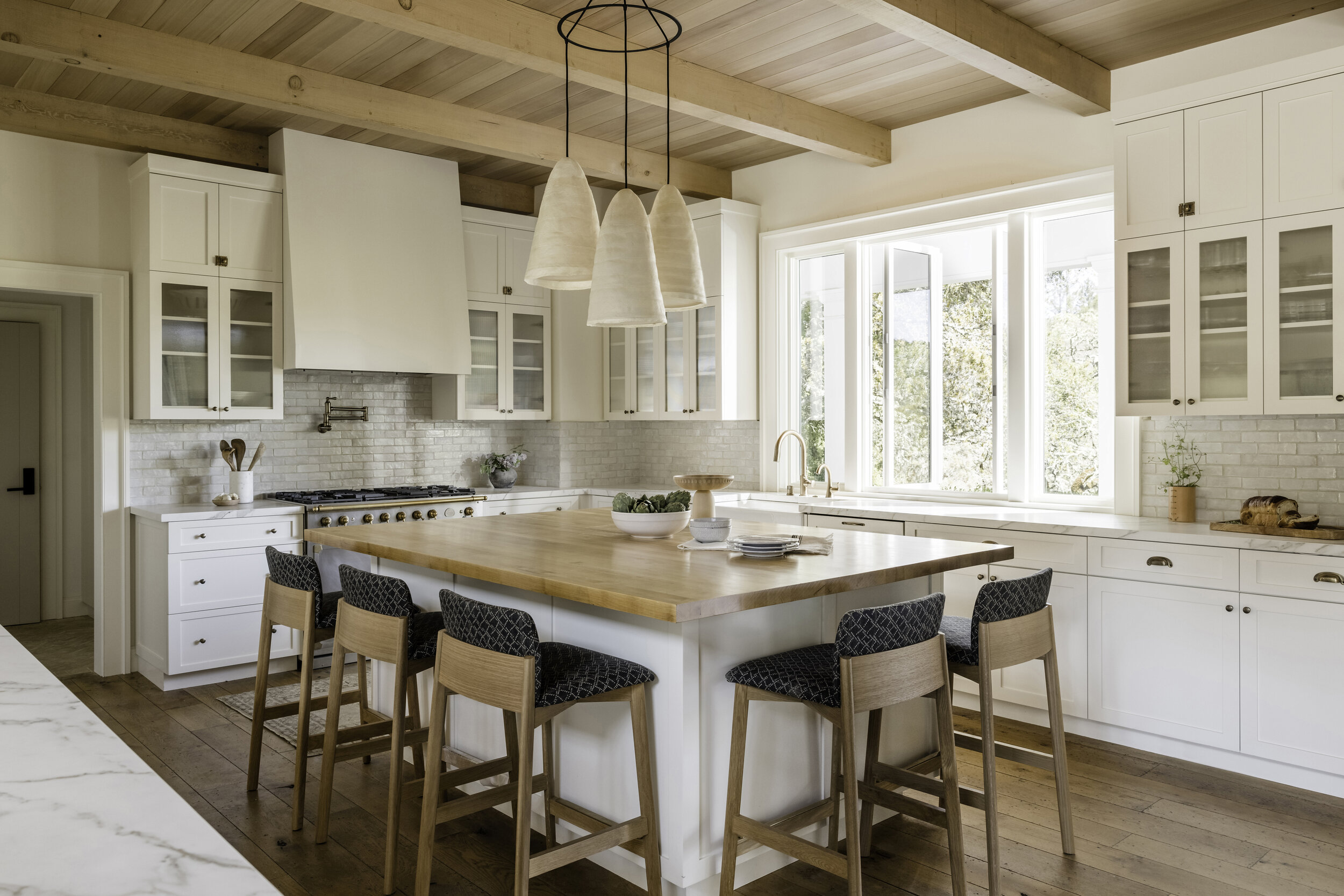 Warm Modern Farmhouse Kitchen with Natural Charm